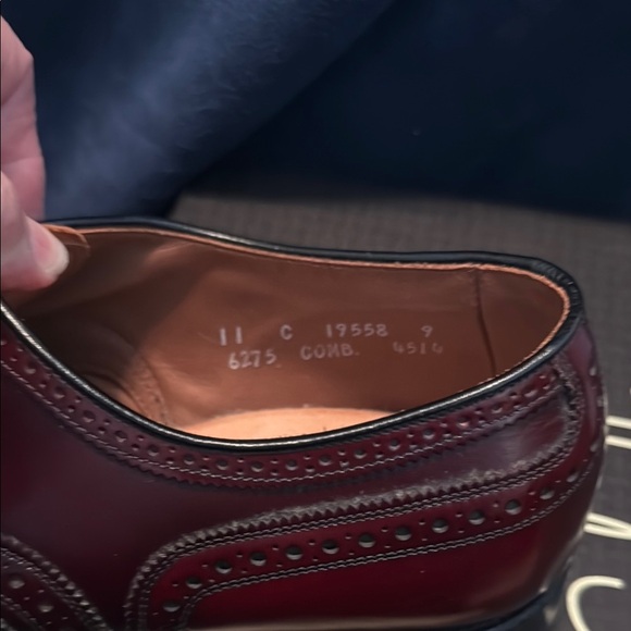 Allen Edmonds McAllister Men's Burgundy Oxford Shoes - Picture 4 of 4